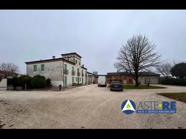 Appartamenti in Vendita - Pressana (vr),agriturismo_ via crosare di sotto n. 50, piena proprietà di un fabbricato