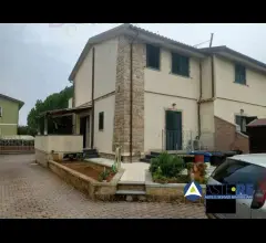 Appartamenti in Vendita - Rosignano solvay-castiglioncello li, italia, rosignano marittimo livorno via nilde iotti,