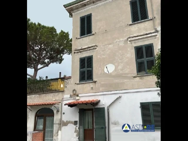 Appartamenti in Vendita - Appartamento - via a. de gasperi, 11