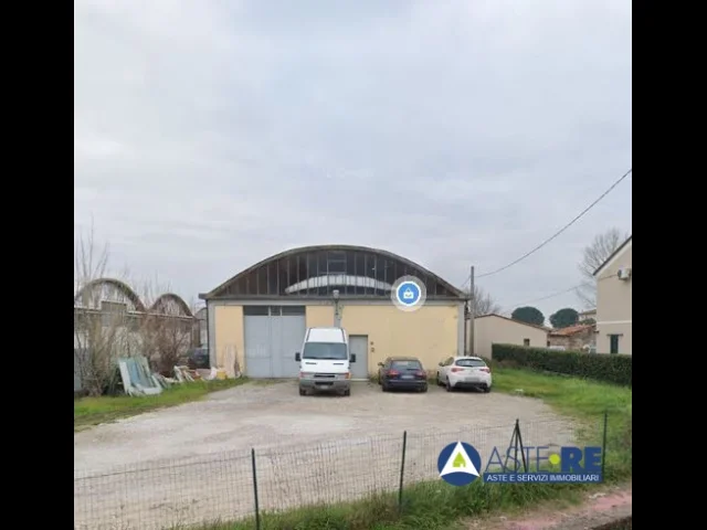 Capannone - via f. magellano, 15