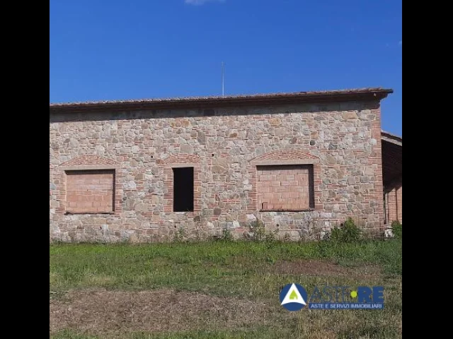 Appartamenti in Vendita - Fabbricato rurale - via volterrana s.n.c.