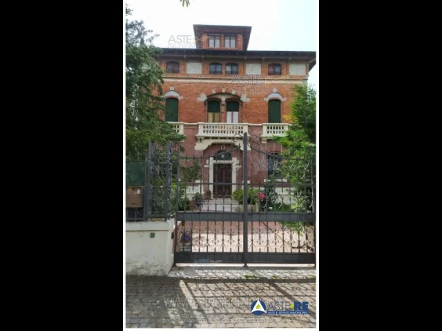Appartamenti in Vendita - Rimini_riviera romagnola_	piena proprietà di porzioni di fabbricato urbano ad uso civile