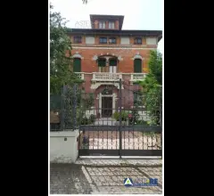Appartamenti in Vendita - Rimini_riviera romagnola_	piena proprietà di porzioni di fabbricato urbano ad uso civile