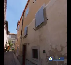 Appartamento - via carlo alberto 64