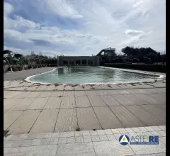 Appartamenti in Vendita - Edifici a destinazione particolare - viale del tirreno 44/b