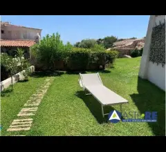 Appartamenti in Vendita - Sardegna_arzachena_unità immobiliare  pt  abitazione al pt e p1 con  p1 con veranda e cort