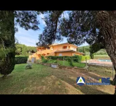 Appartamenti in Vendita - Scarlino (gr) loc. puntone, residenza turistica alberghiera per complessivi 27 alloggi