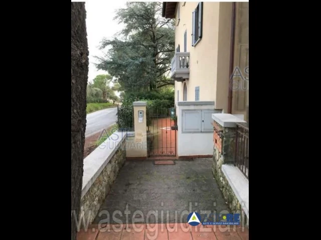 Appartamenti in Vendita - Villa_ serravalle pistoiese pistoia_ via provinciale montalbano 649,