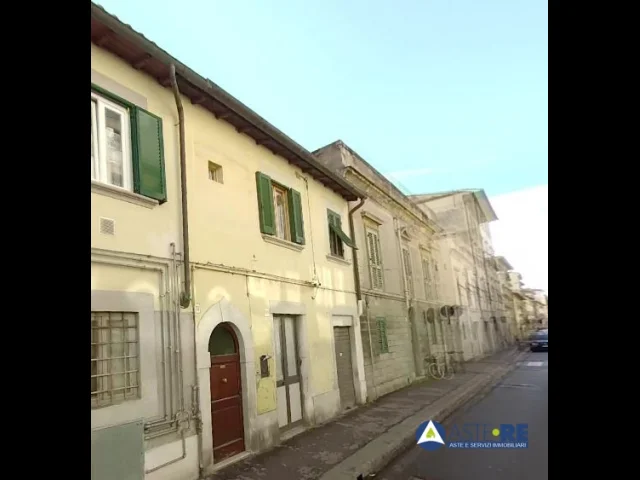 Locale commerciale - corso mazzini n.193-195