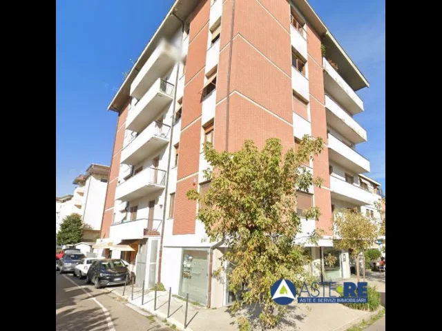 Locale commerciale - via xxiv maggio