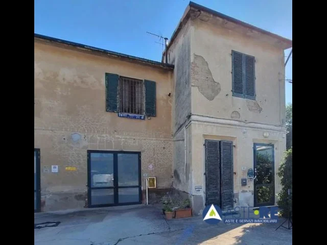 Appartamenti in Vendita - Complesso artigianale - via gramsci 370-372-374-376-378-380