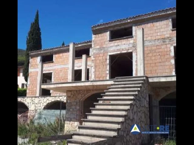 Abitazione - str. provinciale per porto azzurro