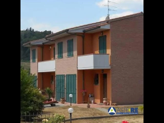 Appartamenti in Vendita - Abitazione di tipo civile - località marzana, via bassa