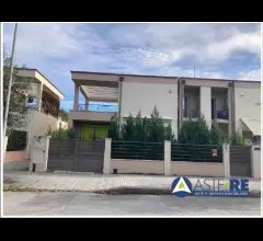 Lido di camaiore (lu) piena proprietà su fabbricato _villetta bifamiliare