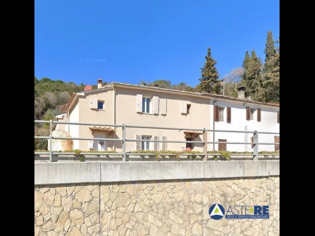 Appartamenti in Vendita - Abitazione di tipo civile - località fontecapponi 69
