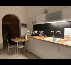 Palazzina indipendente ristrutturata in vendita
