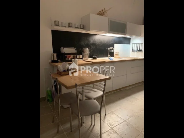 Appartamenti in Vendita - Palazzina indipendente ristrutturata in vendita