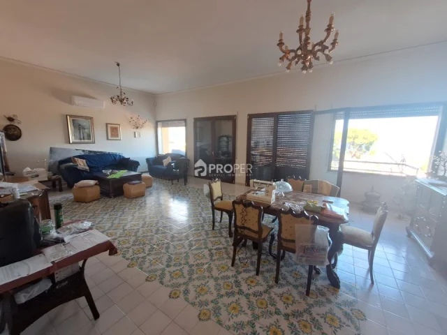 Appartamenti in Vendita - Villa unifamiliare panoramica in vendita