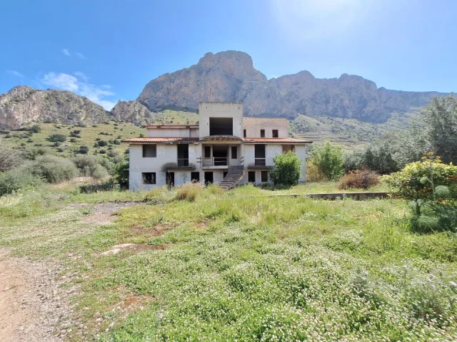 Appartamenti in Vendita - Grezzo investimento residenziale, turistico o commerciale