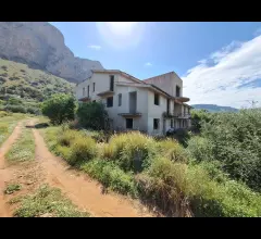 Appartamenti in Vendita - Grezzo investimento residenziale, turistico o commerciale
