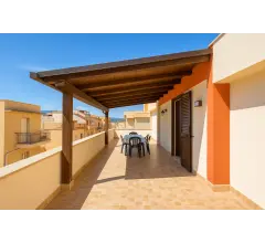 Appartamenti in Vendita - Appartamento arredato con terrazze in affitto  via archimede