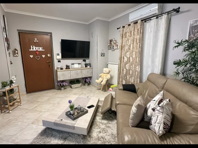 Luminoso appartamento con ampio terrazzo zona spiniello