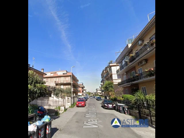 Abitazione di tipo civile - via motta visconti, 37, 00135 zona l ottavia rm, italia