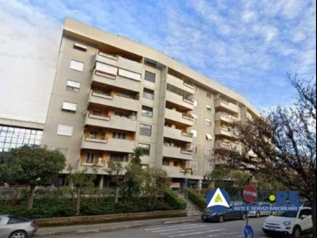 Appartamento - viale lina cavalieri, 94, 00139 roma rm, italia