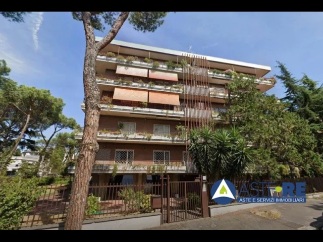 Appartamenti in Vendita - Via elio chianesi, 109, 00128 roma rm, italia