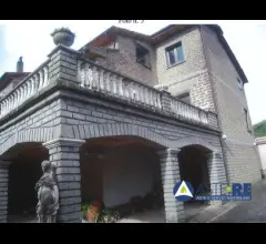 Appartamenti in Vendita - Strada corneto, 01019 vetralla vt, italia