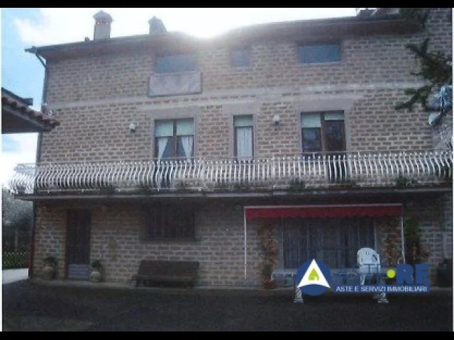Appartamenti in Vendita - Strada corneto, 01019 vetralla vt, italia