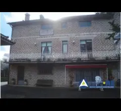 Appartamenti in Vendita - Strada corneto, 01019 vetralla vt, italia