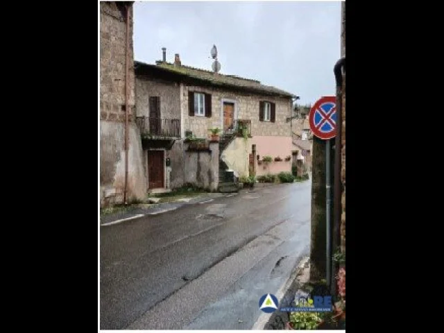Via fratelli bandiera, 01030 bassano romano vt, italia