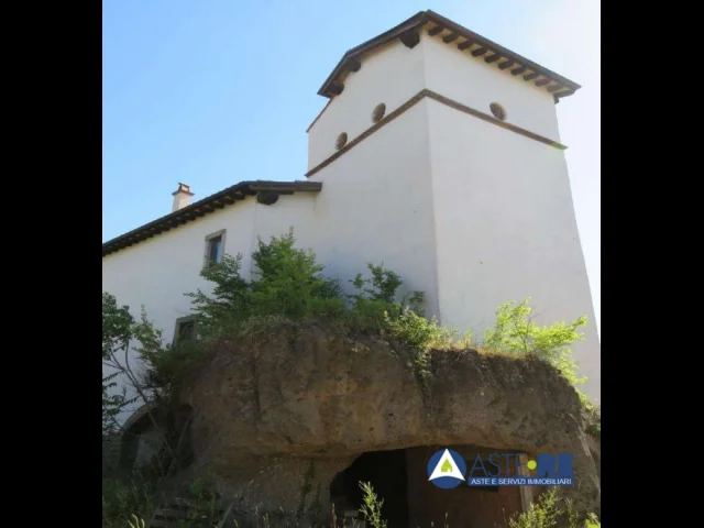 Appartamenti in Vendita - - strada riello snc