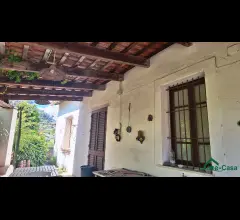 Appartamenti in Vendita - Vsa367 galati, villa con ampio terreno edificabile zona b4d