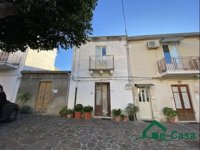 Casa indipendente torregrotta via xxi ottobre