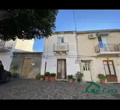 Casa indipendente torregrotta via xxi ottobre