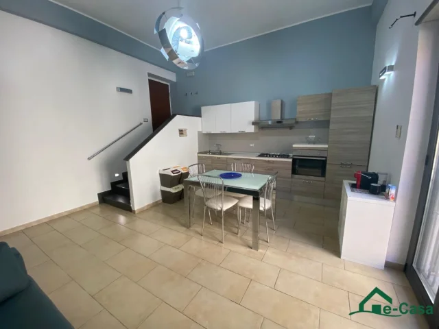 Appartamenti in Vendita - Appartamento totalmente ristrutturato a venetico marina via siracusano a 50mt dalla spiagg