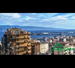 Appartamenti in Vendita - Vsa311 spettacolare mansarda panoramica sullo stretto