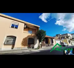 Appartamenti in Vendita - Vsa299 mili marina, appartamento con giardino e cantina