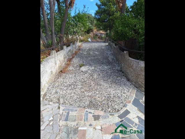 Appartamenti in Vendita - Vsa283 giampilieri, casa  con terreno