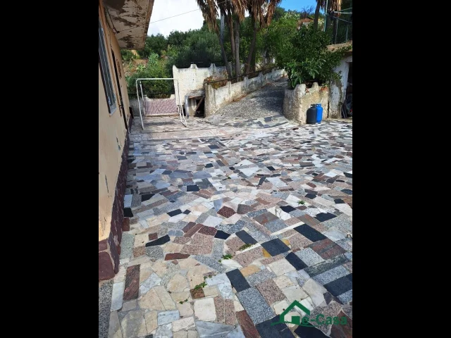 Appartamenti in Vendita - Vsa283 giampilieri, casa  con terreno