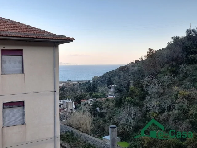 Appartamenti in Vendita - Vsa253 giampilieri, spettacolare appartamento con cantina