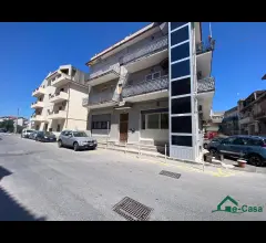 Appartamento a ventico marina via siracusano