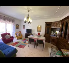 Appartamenti in Vendita - Appartamento a ventico marina via siracusano
