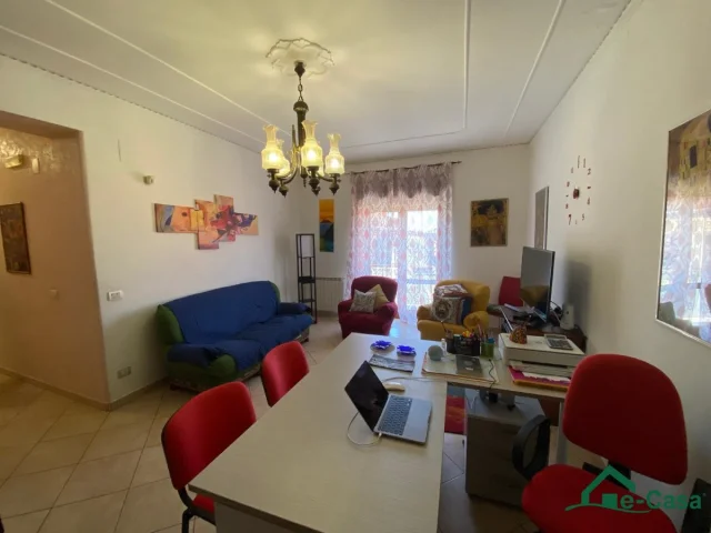 Appartamenti in Vendita - Appartamento a ventico marina via siracusano
