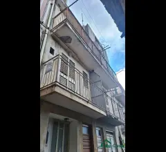 Appartamenti in Vendita - Vsa329 , tipoldo casa su piu' livelli, euro 9.500,00