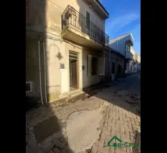 Appartamento semi indipendente a spadafora zona verdesca