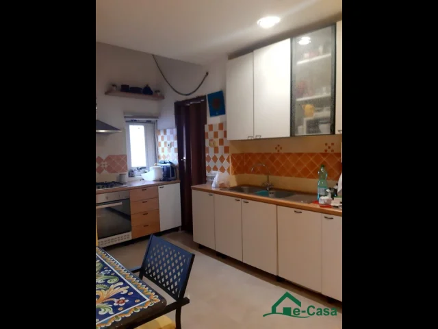 Appartamenti in Vendita - Vendesi appartamento 110 mq a villafranca - a 150mt dallo svincolo