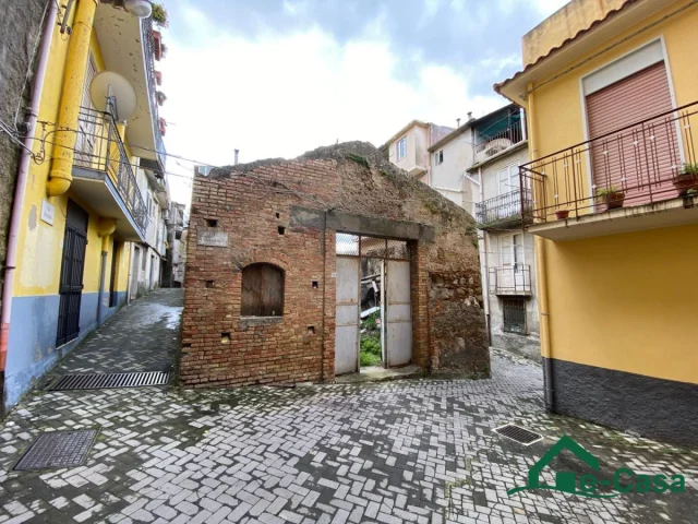 Vsg391 n vendita - magazzino/deposito a san perniceto